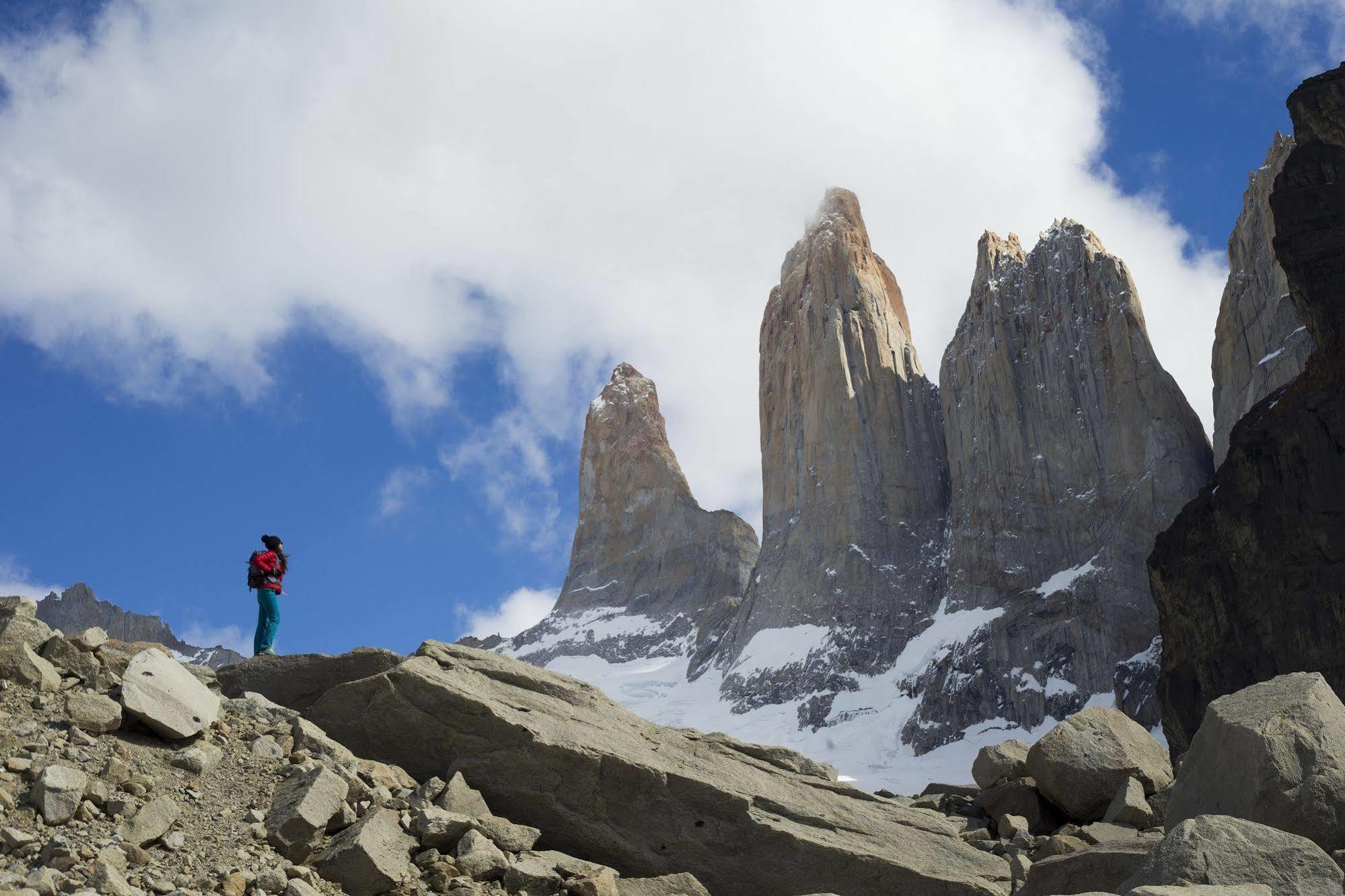 Отель Tierra Patagonia Торрес-дель-Пайне Экстерьер фото